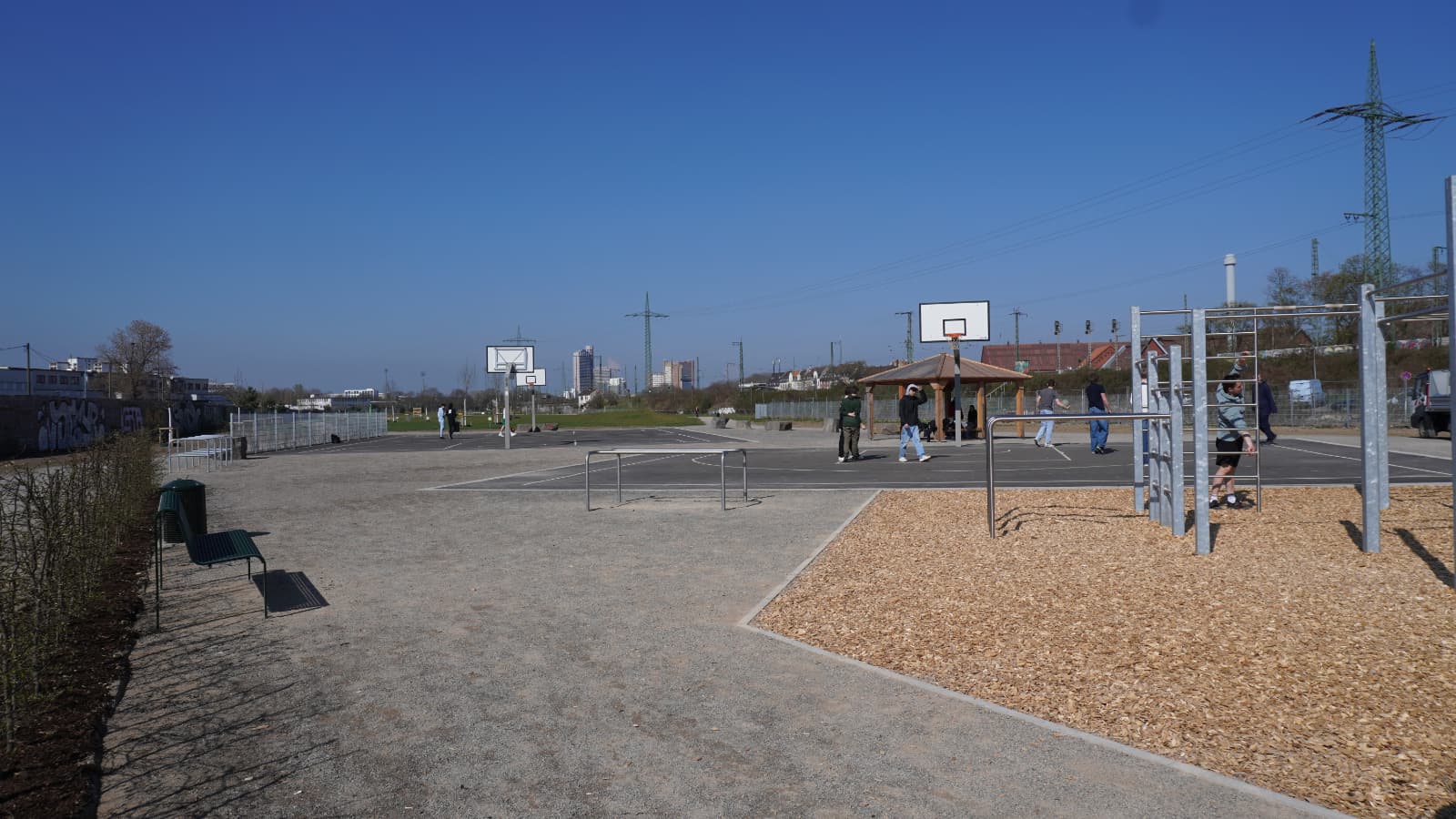 Basketballplatz im Pionierpark – Köln-Südstadt
